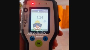 Conducía con 1,24 de alcohol en sangre y sin documentación en Zapala, le quitaron el auto