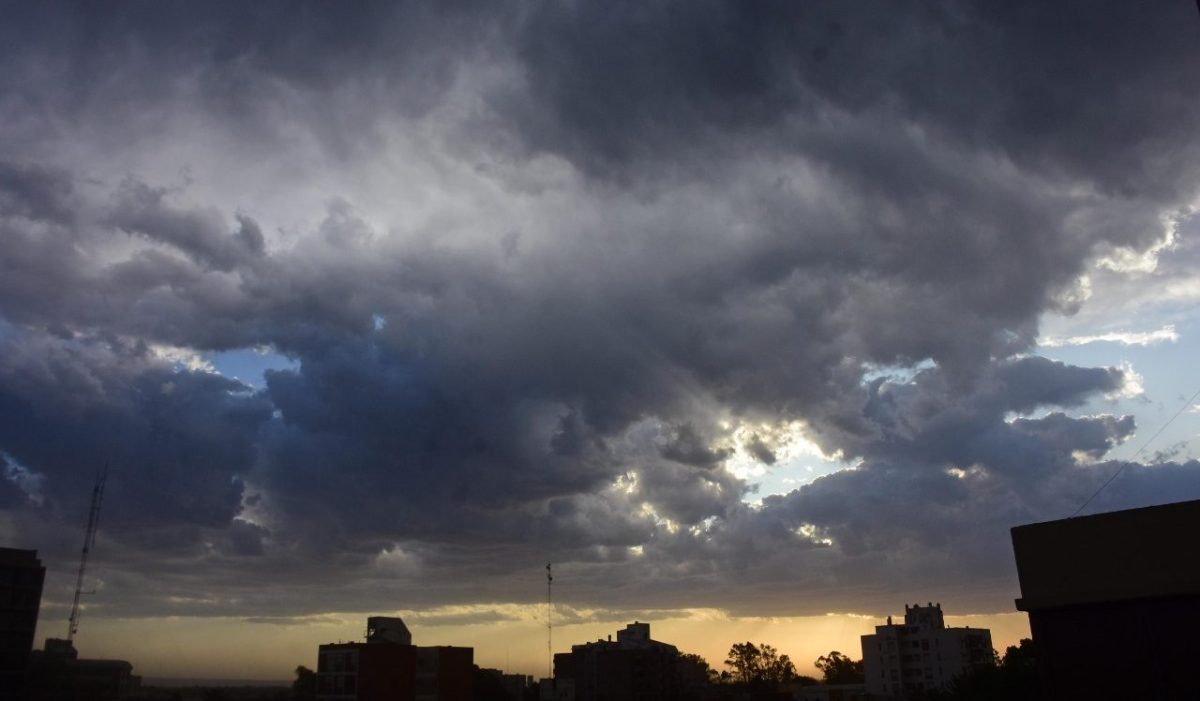 Alerta por tormentas en la mayor parte de Río Negro este sábado. Foto: Archivo Andrés Maripe. 