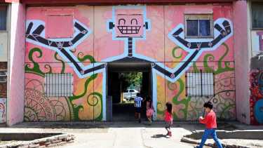 En fotos, recorré la galería a cielo abierto del barrio Ceferino de Viedma