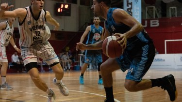 Lorenzo Capponi, ex Deportivo Viedma, fue el verdugo en Zárate. Foto: gentileza.