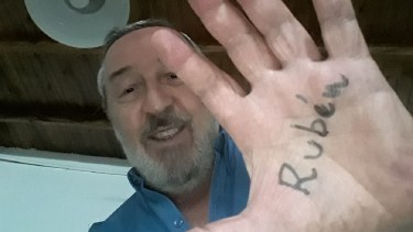 El párroco jubilado Rubén Capitanio asegura que el papa Francisco no es ajeno a lo que pasa a nivel cultural, social, religioso y político en el país y en el mundo. 