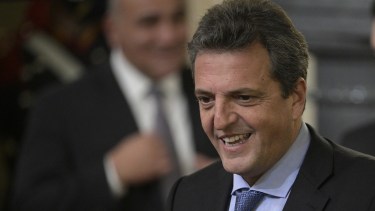 Sonrisa. Massa comienza a ver los números que respaldan sus medidas. 