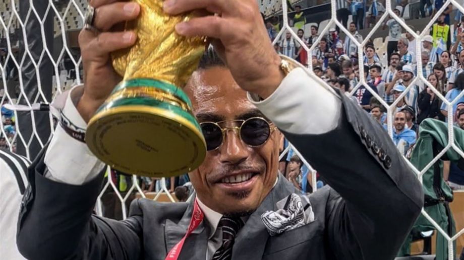 The story of Salt Bae, the eccentric chef who could be fined by FIFA