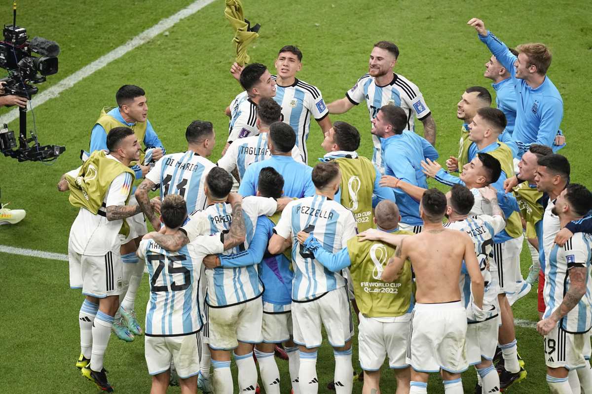 Argentina eliminó a Croacia y sigue invicto en semifinales. (Foto: AP)