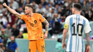 Volvió a hablar Wout Weghorst, el protagonista del «qué mirás, bobo» de Lionel Messi