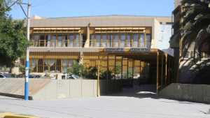 La Escuela N°9 de Roca celebra sus 80 años con emotivos reencuentros