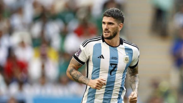 Rodrigo De Paul fue elegido como el futbolista más lindo de Qatar 2022. 