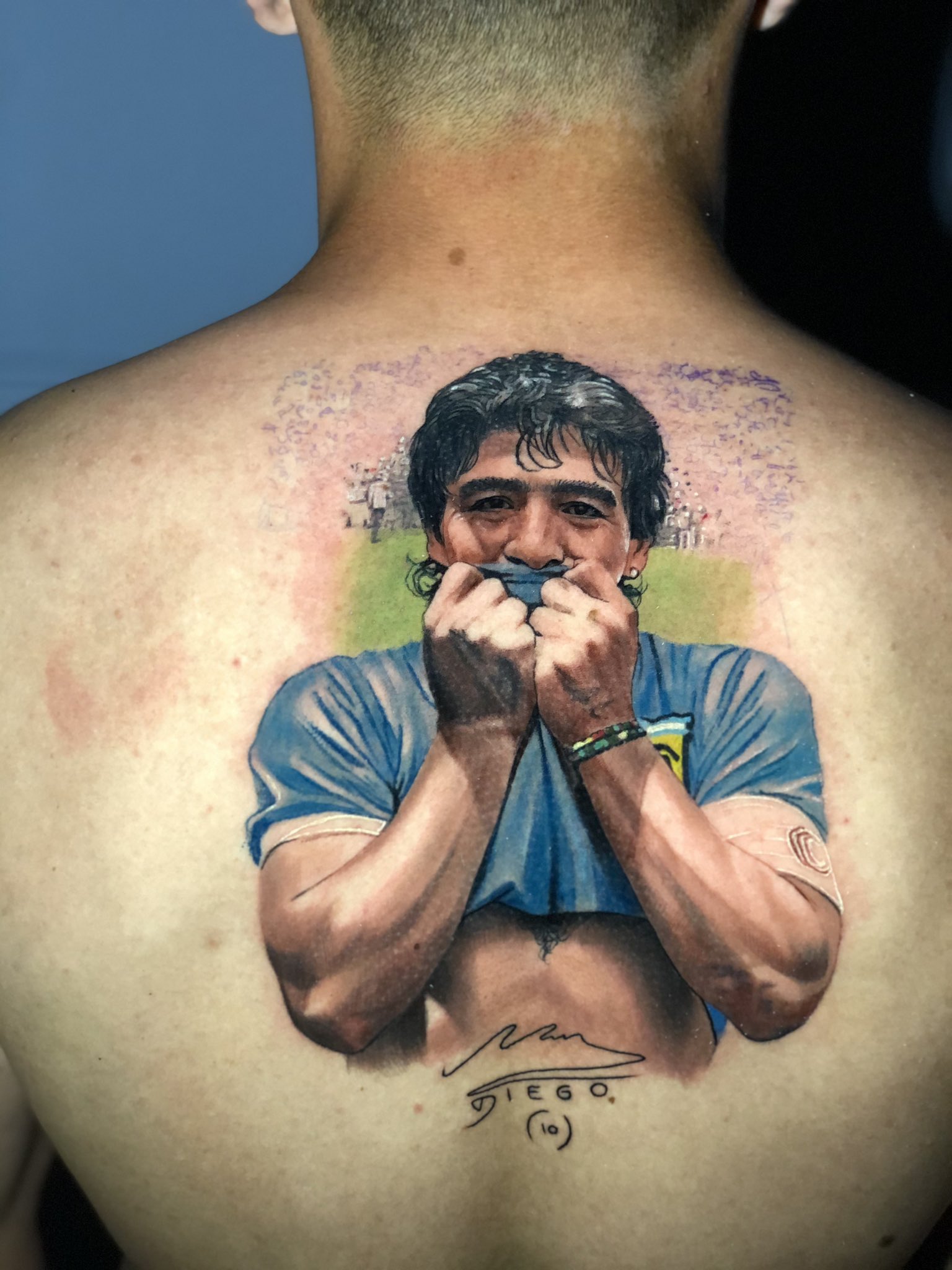 Lionel Messi y Diego Maradona son dos de los modelos en los que "Yeyo" se destaca. Foto: gentileza.-