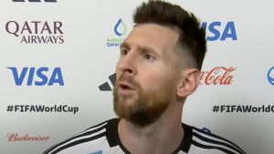 «¿Qué mirás, bobo?», la tremenda calentura de Messi que es viral en redes