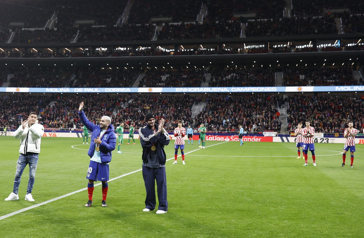 Molina, Correa y De Paul,  ovacionados en el estadio del Atlético Madrid.