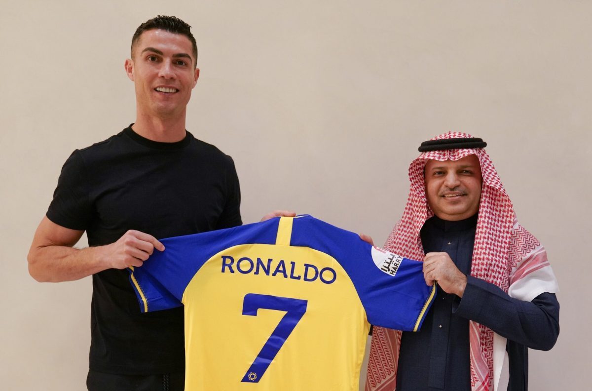 Cristiano Ronaldo en su llegada al Al Nassr de Arabia Saudita.