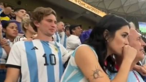 El descargo del hincha argentino que acosó a Lali Espósito en Qatar: «La estoy pasando muy mal»