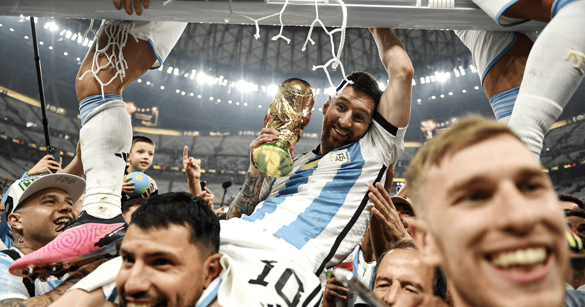 Muchachos Letra «Muchachos, ahora solo queda festejar»: así quedó la letra de la ...