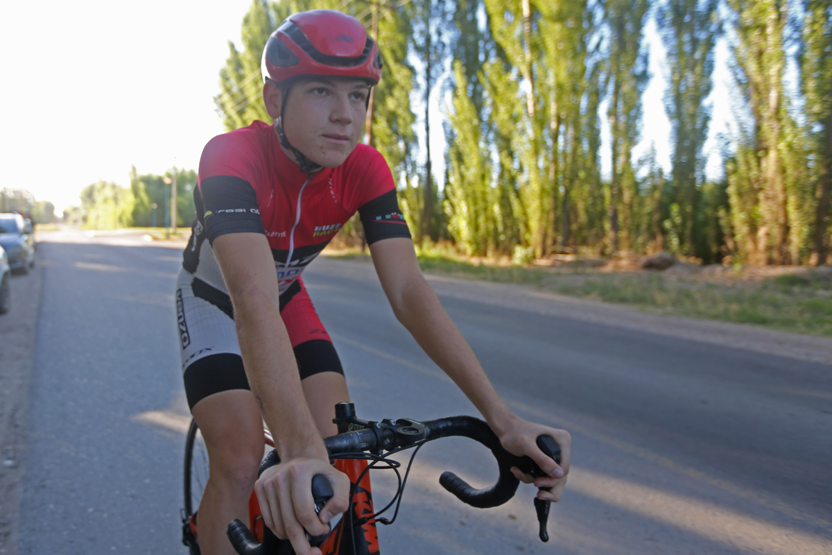 Lorenzo Heredia, promesa del ciclismo regional. Foto Juan Thomes.