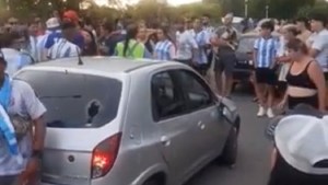 Lincharon a unos jóvenes tras un confuso accidente de tránsito en los festejos en Neuquén