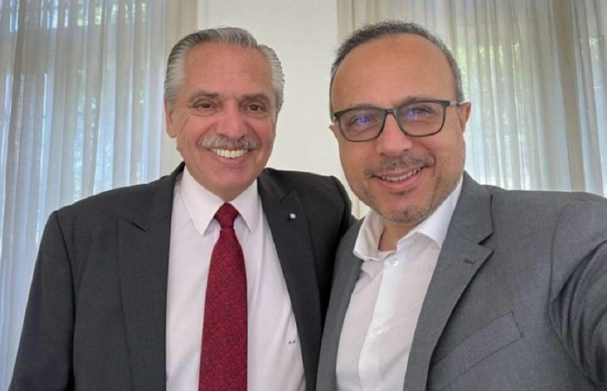 El Presidente con Antonio Aracre, cuando asumió como su jefe de Asesores. 