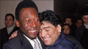 «Diego está sonriendo»: el emotivo mensaje de Pelé desde el hospital para Argentina