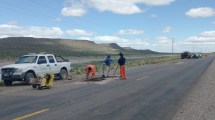 Imagen de Ruta 23: construyen derivadores y reparan el pavimento entre Jacobacci y Maquinchao
