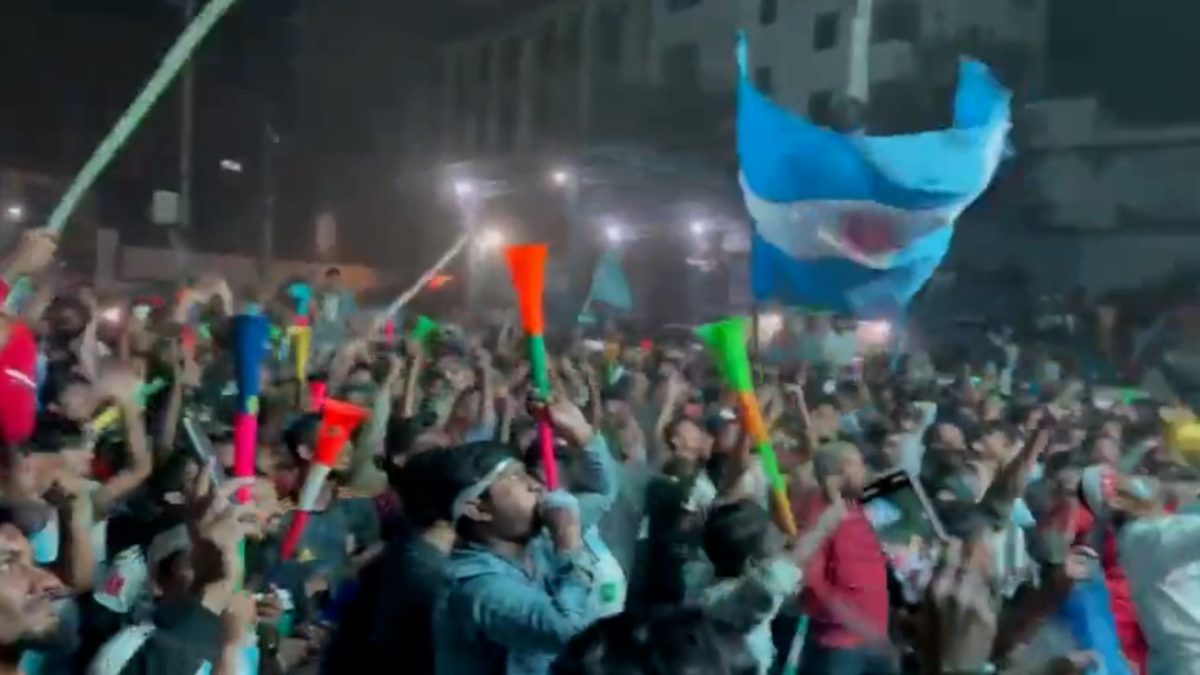 Bangladesh se sumó a las celebraciones por el triunfo de la Selección Argentina, eufórica.-