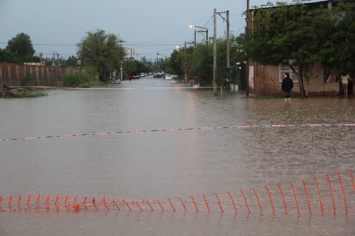 Centenario fue de las localidades más afectadas por la lluvia. Foto: Centenario Digital.
