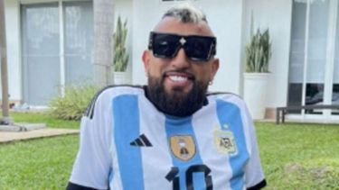 Arturo Vidal felicitó a Messi. Foto: Captura Instagram