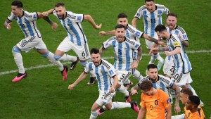 ¡Increíble! La Selección Argentina sorprendió a los egresados del María Auxiliadora de Regina