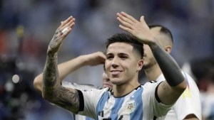 Enzo Fernández tendría un preacuerdo firmado con el Liverpool