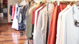Con precios que se duplican, las ventas de indumentaria siguen sin repuntar