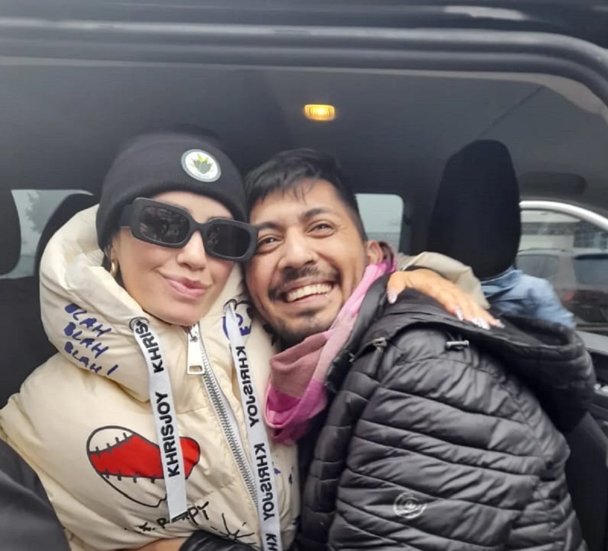 Un fanático de Lali junta dinero para viajar desde Bahía Blanca y verla en la Fiesta de la Confluencia de Neuquén  