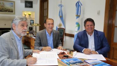 Daniel Filmus visitó Neuquén y firmó un convenio con el Municipio y Provincia. Foto: Gentileza