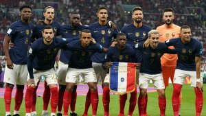Alerta en Francia: dos jugadores de la selección están enfermos y temen un contagio masivo en el plantel