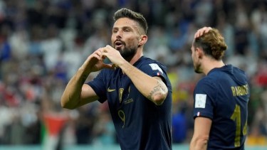 Olivier Giroud aseguró que tendrán que prestarle atención a todos los jugadores argentinos y no solo a Messi. Foto AP/Francisco Seco