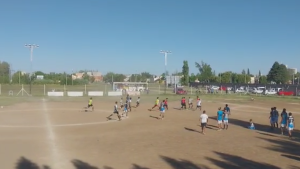 Liga Confluencia: juveniles de Deportivo Huergo agredieron a un árbitro en Pillmatún
