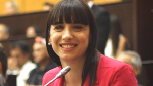 La diputada Leticia Esteves se sumó al espacio de Rolando Figueroa en Neuquén
