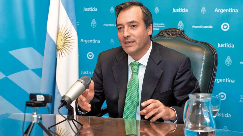 El ministro Soria realizó severos cuestionamientos a la Corte en Twitter. Foto gentileza