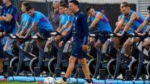 Imagen de Práctica relajada del plantel argentino después de su clasificación a las semifinales de Qatar 2022