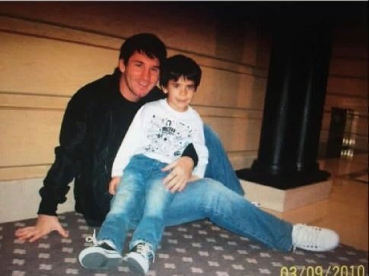 Lionel Messi y Tomy se conocieron en septiembre de 2010, con un destino que los unía.-
