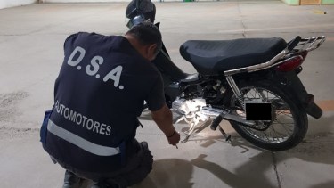 La moto secuestrada fue verificada y se confirmó la adulteración del chasis. 