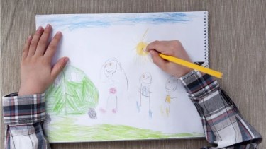 La ley 2302 de Neuquén remarca la función específica del Defensor para velar por la Protección integral de los derechos de niños, niñas y adolescentes de manera activa. (Archivo)