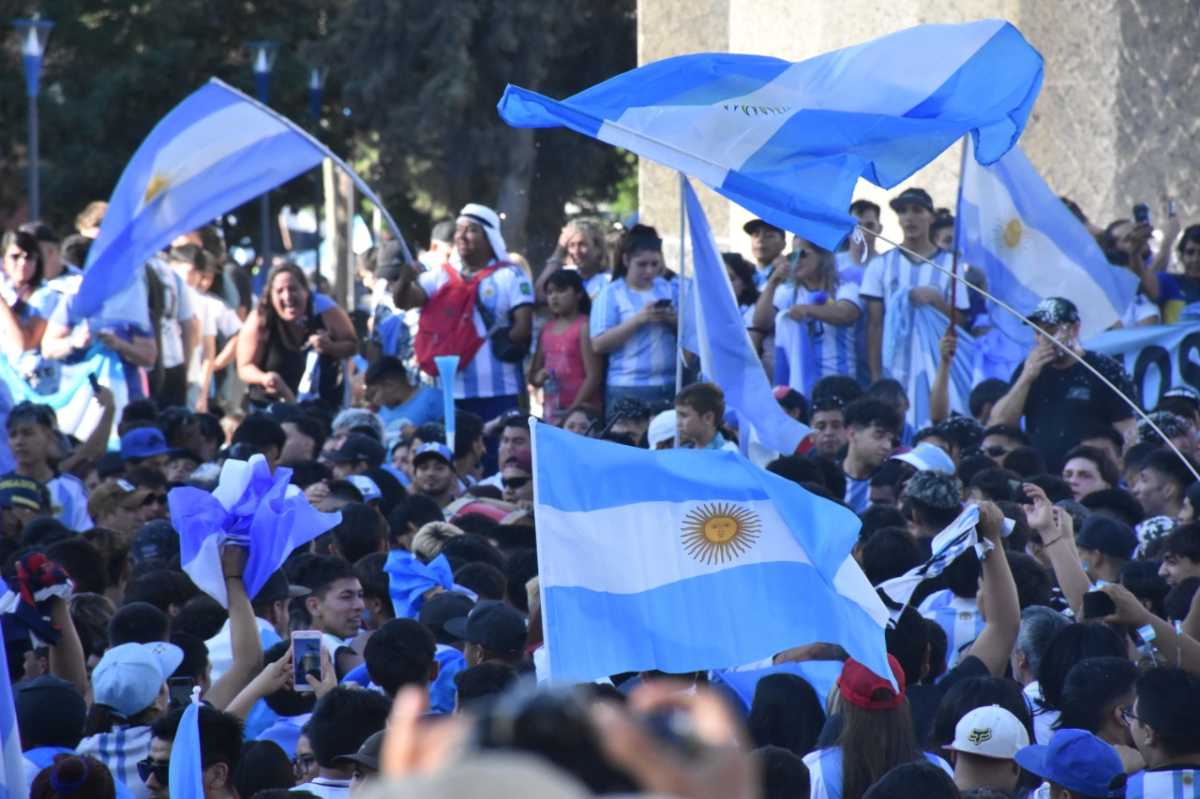 Algunas calles aledañas al monumento a San Martín estarán cortadas después del partido de Argentina- Foto: Yamil Regules.