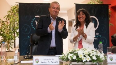 El intendente Pesatti presentó el presupuesto 2023 y el Concejo, que preside Marisel Cevoli, prevé su tratamiento para esta semana. Foto. Pablo Leguizamon