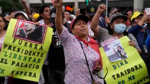 Crisis política en Perú: citaron al jefe de Gobierno y otros ministros por las represiones en Andahuyalas
