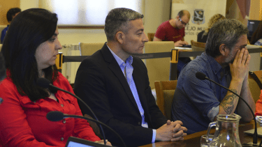 El secretario de Hacienda municipal, Diego Quintana, estuvo este martes en el Concejo Municipal de Bariloche para defender los proyectos de presupuesto y la fiscal y tarifaria para el 2023. (foto Alfredo Leiva) 