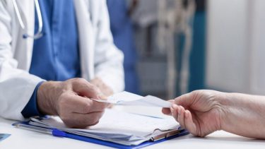 Los servicios digitales vienen a sumar agilidad a la gestión de recetas médicas.-