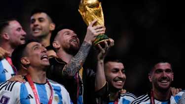 Muchachos, la canción que acompañó a Argentina todo el Mundial por representar lo que vivimos con toda la pasión. (AP Photo/Petr David Josek)