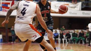 Deportivo Viedma logró triunfo casi perfecto para ganar confianza y subir en la tabla