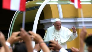 El Papa Francisco envió un mensaje de paz para Perú: «No a la violencia, venga de donde venga»