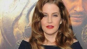 De la muerte de su padre a la de su hijo, la tormentosa vida de Lisa Marie Presley