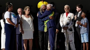 Asumió Lula en Brasil: quién le colocó la banda presidencial, tras la ausencia de Jair Bolsonaro