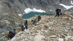 Rescataron a cinco turistas en un cerro de Bariloche, con principio de hipotermia
